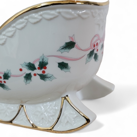 LIKE NEW! IOB Mikasa Porcelain Ribbon Holly Sleigh FK017 Ivory Color With Box - Picture 11 of 15
